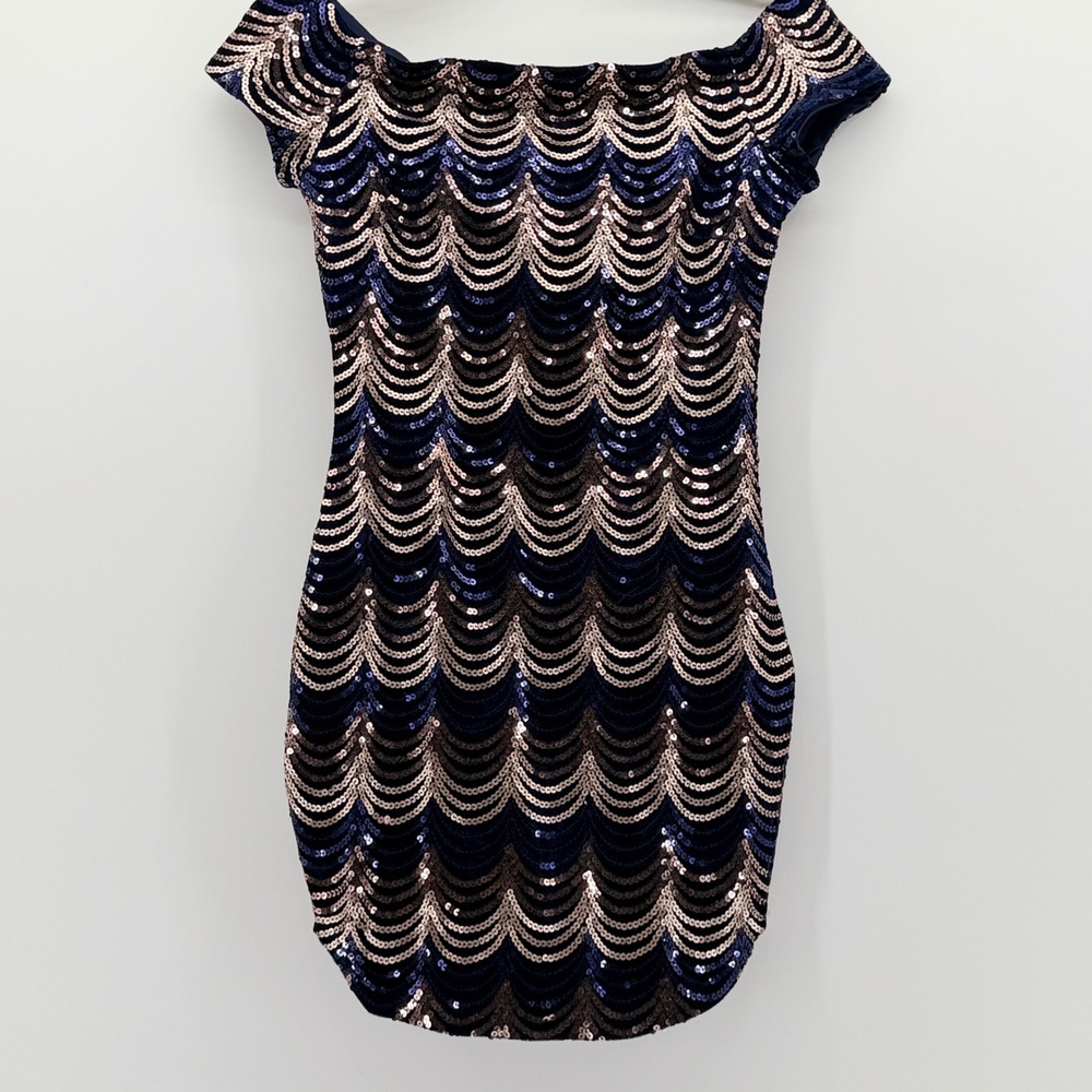Privy Boutique 5ive Navy Gold Sequin Scallop Mini Dress PD4312 Small NWT